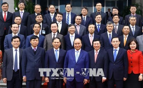 Premier vietnamita pide a Cancillería contribuir más al crecimiento nacional - ảnh 1
