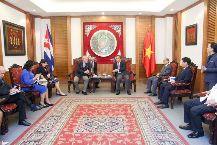 Vietnam y Cuba refuerzan cooperación en deporte  - ảnh 1