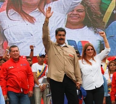 Nicolás Maduro, candidato favorito de cara a los comicios presidenciales de Venezuela, según sondeo - ảnh 1