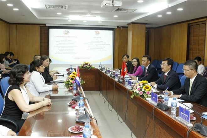 Ensalzan la creciente eficiencia de cooperación entre organizaciones juveniles de Vietnam y Cuba - ảnh 1