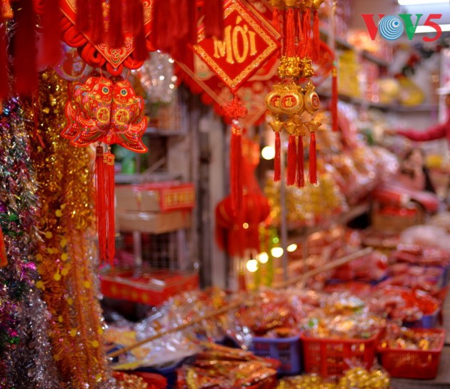 Hanói, días previos al festejo del Tet - ảnh 10