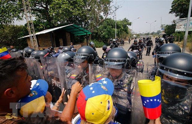 Unión Europea urge a evitar una intervención militar en Venezuela - ảnh 1