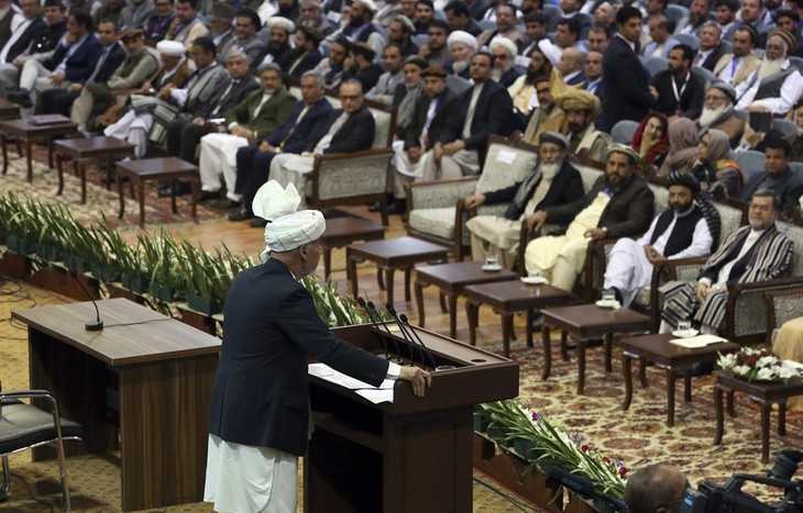 Afganistán celebra mayor conferencia en busca de paz con los talibanes - ảnh 1
