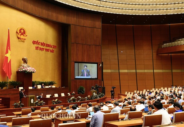 Proyecto de Ley de Migraciones, objeto de análisis en la Asamblea Nacional de Vietnam - ảnh 1