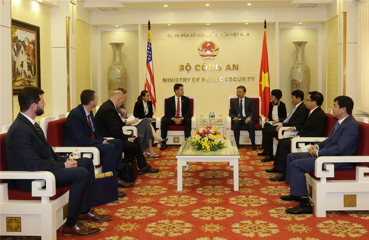 Vietnam y Estados Unidos fortalecen cooperación en lucha contra crímenes - ảnh 1