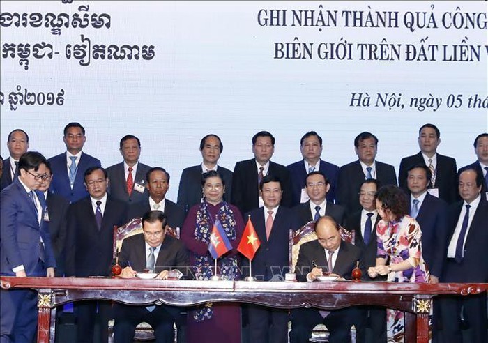 Vietnam y Camboya revisan demarcación y colocación de hitos fronterizos - ảnh 1