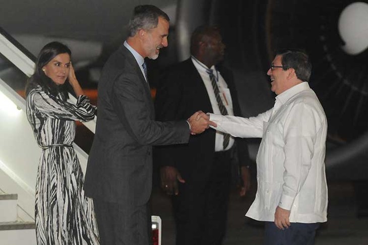 Los reyes de España cumplen visita en Cuba - ảnh 1