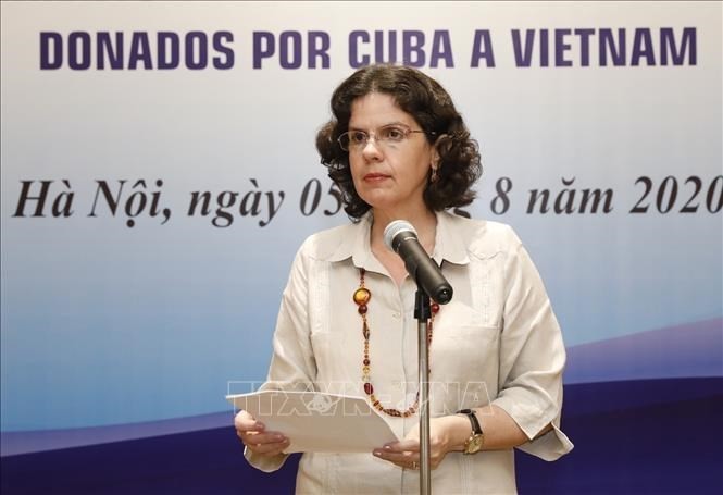 Medicamentos y especialistas cubanos en Vietnam: un apoyo oportuno - ảnh 1