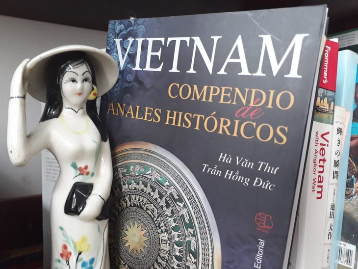 Libros vietnamitas en Venezuela - ảnh 1