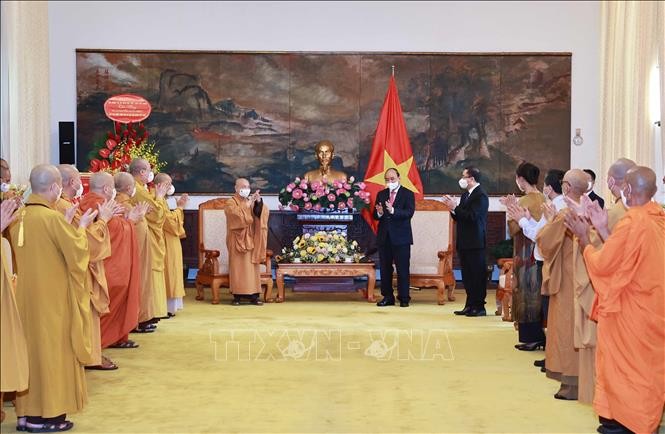  Reafirman el papel del budismo en el desarrollo de Vietnam - ảnh 1