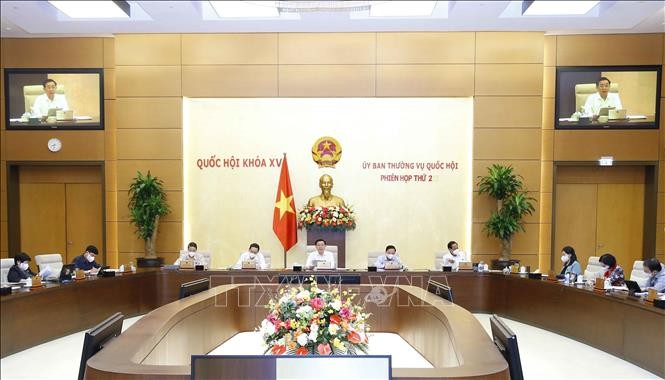 El Parlamento vietnamita prepara reunión para su próximo período de sesiones - ảnh 1
