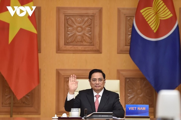 Primer ministro vietnamita asiste a la conferencia especial ASEAN-China - ảnh 1