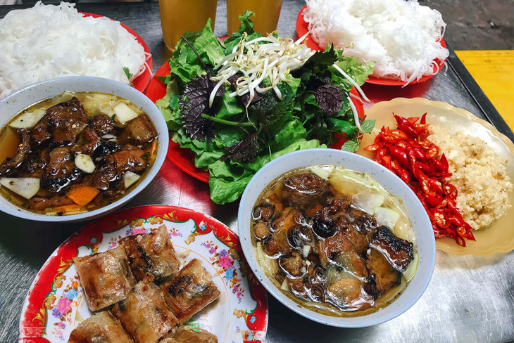Hanói, entre los 25 mejores destinos gastronómicos del mundo en 2022 - ảnh 1