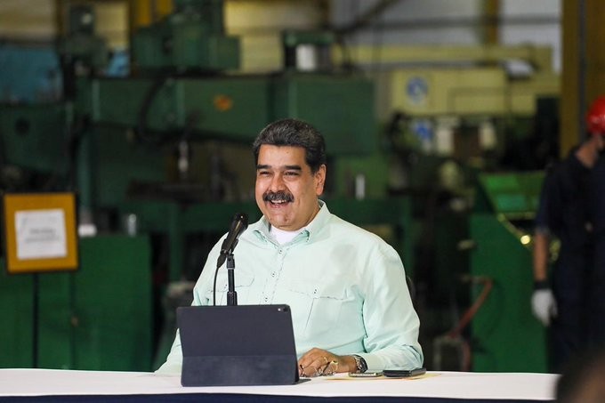Venezuela proyecta producir dos millones de barriles diarios de petróleo en 2022 - ảnh 1