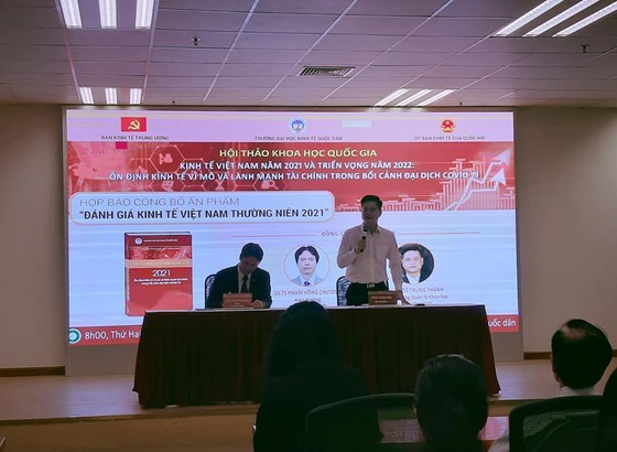 Conferencia científica sobre las perspectivas de la economía de Vietnam en 2022 - ảnh 1