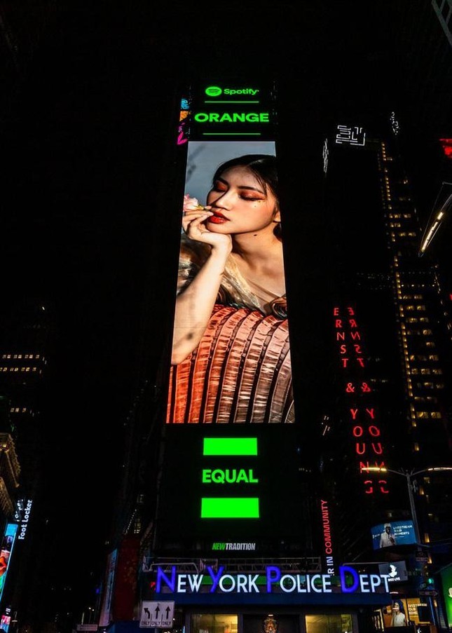 Las artistas vietnamitas homenajeadas en Times Square - ảnh 4