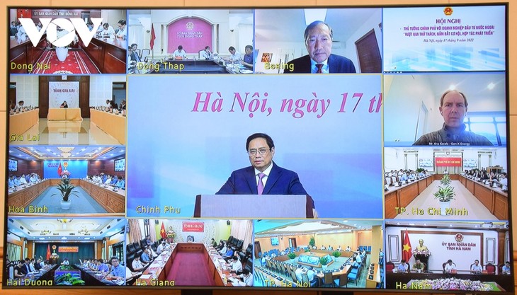 Premier vietnamita se reúne con empresas y asociaciones empresariales de inversiones extranjeras - ảnh 1