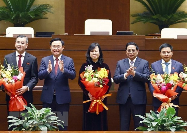 Parlamento vietnamita ratificó el nombramiento de dos ministros y eligió al nuevo auditor general del Estado - ảnh 1