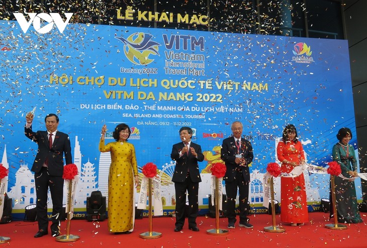 Inauguran Feria Internacional de Turismo de Vietnam 2022 en Da Nang - ảnh 1