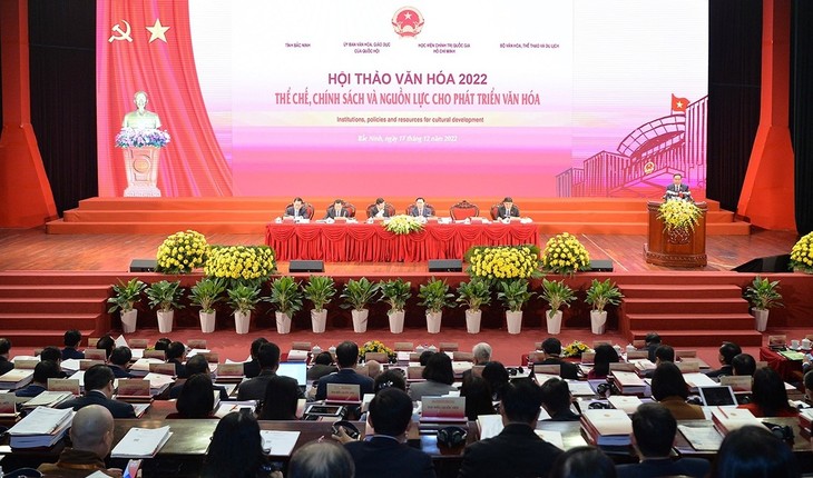 Vietnam empodera a la ciudadanía para que aporte al fomento de la cultura nacional - ảnh 1