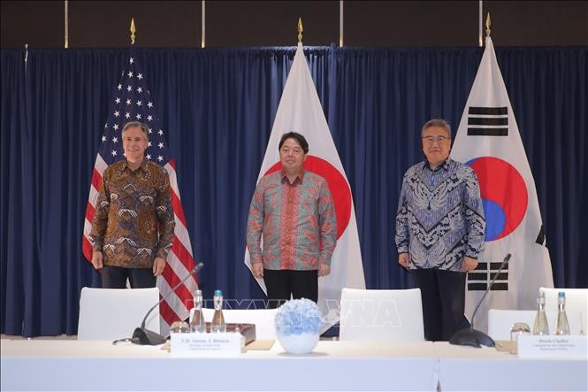 Estados Unidos, Japón y Corea del Sur dialogan sobre situación en la península de Corea - ảnh 1