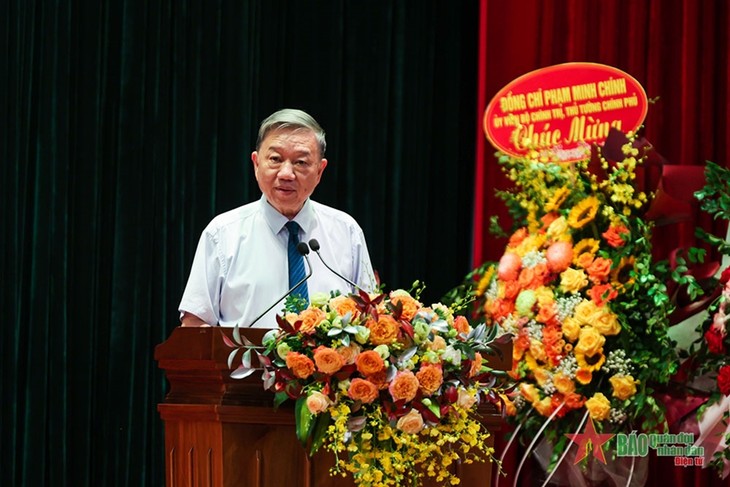 Celebran Primer Congreso Nacional de la Asociación de Seguridad Cibernética de Vietnam - ảnh 1
