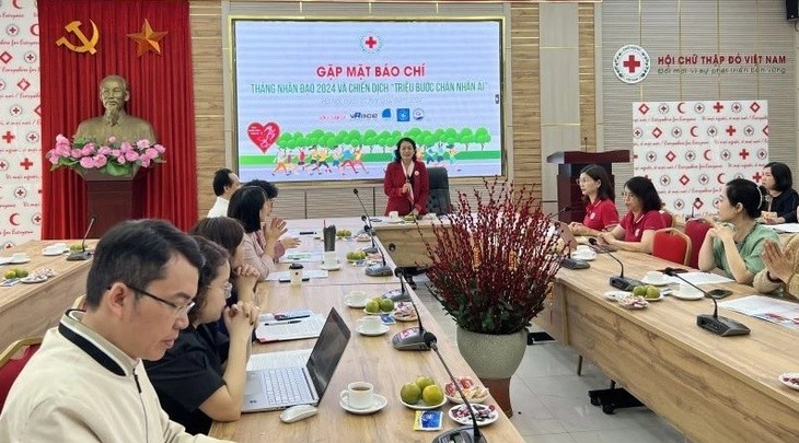 Vietnam responde al Día Mundial de la Cruz Roja y de la Media Luna Roja promoviendo el espíritu humanitario - ảnh 1