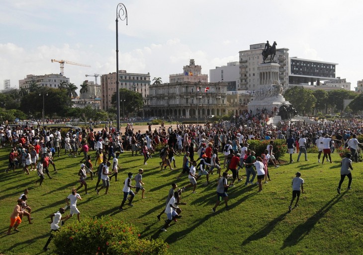 Les sanctions américaines ont provoqué des manifestations à Cuba, selon La Havane - ảnh 1