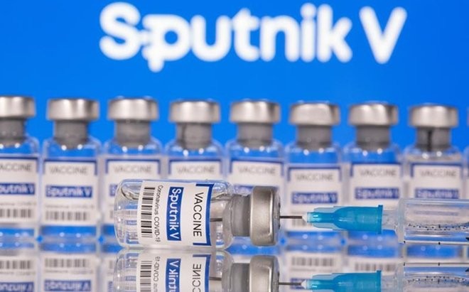 Le ministère de la Santé aide les entreprises à acheter le vaccin Sputnik V - ảnh 1
