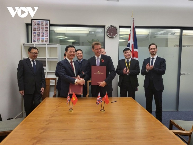 Renforcer la coopération Vietnam – Royaume-Uni dans l’e-économie et le numérique - ảnh 1