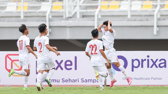 Football: 4 à 0 pour le Vietnam face au Timor oriental - ảnh 1