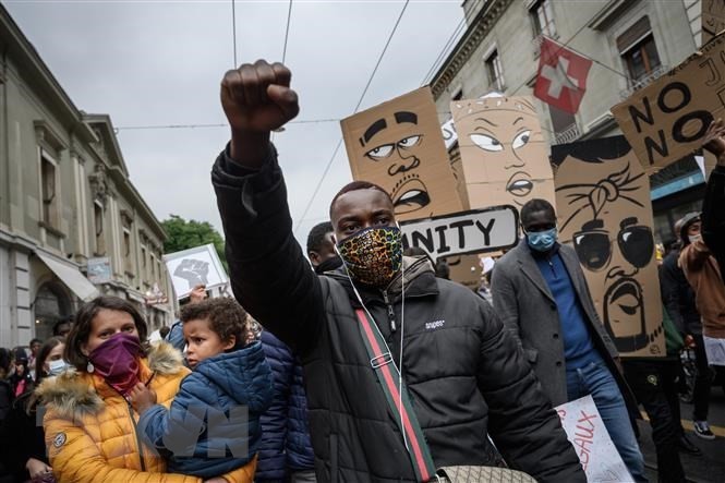 L’ONU appelle à combattre le racisme en repensant la notion d’égalité  - ảnh 1