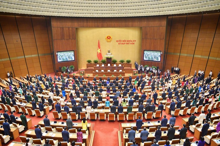Ouverture de la 5e session de l’Assemblée nationale, 15e législature - ảnh 1