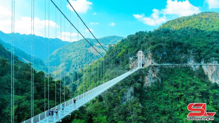 Môc Châu conserve son titre de Meilleure destination naturelle d’Asie de 2023 - ảnh 1
