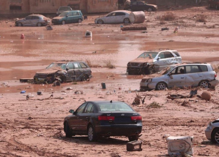 Inondations en Libye: Un nombre “énorme” de morts et 100.000 disparus - ảnh 1