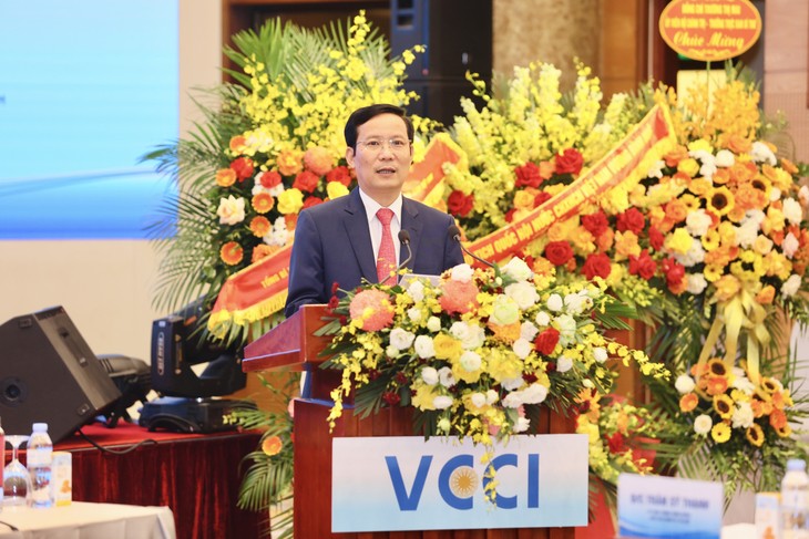 Conférence nationale des associations d’entreprises et entrepreneurs vietnamiens - ảnh 1