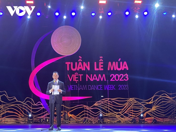 Coup d’envoi de la Semaine de la danse du Vietnam 2023 - ảnh 2