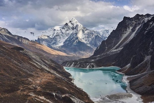 L'ONU met en garde contre l'impact catastrophique du changement climatique sur l'Himalaya - ảnh 1
