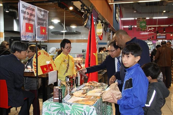 Les produits vietnamiennes à l’honneur chez Carrefour Algérie - ảnh 1