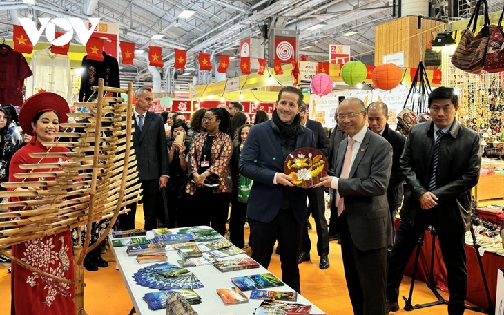 Le Vietnam à la Foire de Paris, 120e édition - ảnh 1