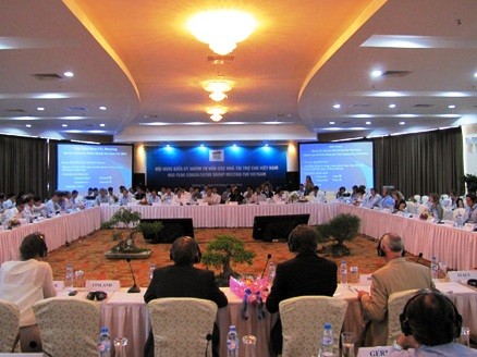 เปิดการประชุมกึ่งวาระกลุ่มนักอุปถัมภ์ให้แก่เวียดนาม ณ จังหวัดกวางตรี - ảnh 1