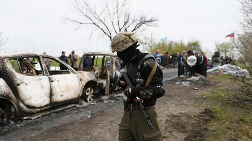 สถานการณ์ในภาคตะวันออกของยูเครนยังคงตึงเครียดต่อไป - ảnh 1