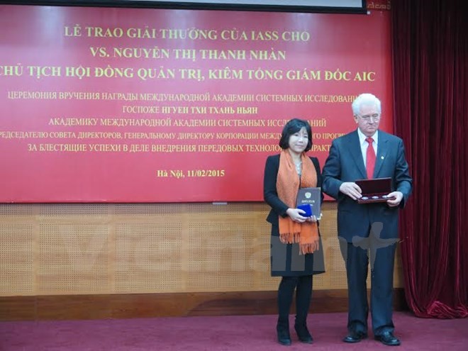 นักวิทยาศาสตร์หญิงเวียดนามคนแรกรับรางวัลของสถาบัน IASSและรางวัล Vernadski - ảnh 1