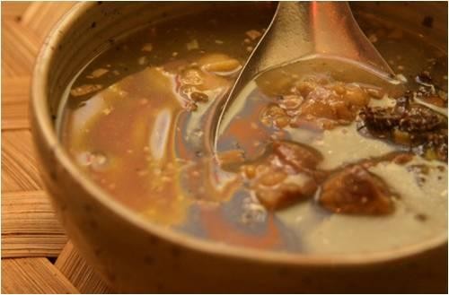แกงบอน – อาหารอร่อยของชนกลุ่มน้อยเผ่าไทในตะวันตกเฉียงเหนือ - ảnh 1