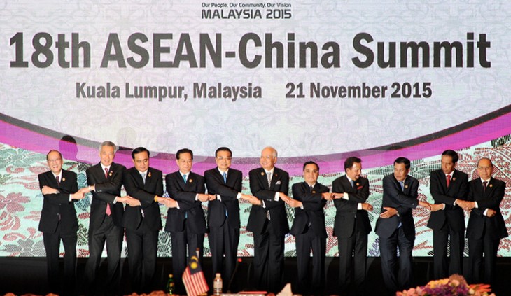 การประชุมผู้นำอาเซียนกับหุ้นส่วนเน้นหารือเกี่ยวกับปัญหาทะเลตะวันออก - ảnh 2