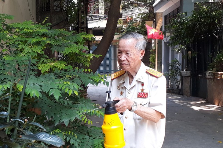 วีรชน ลาวันเก่า พลเมืองฮานอยดีเด่นประจำปี 2019  - ảnh 1