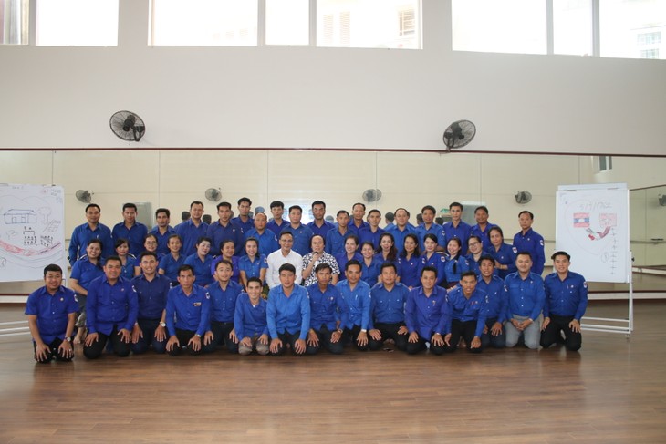 สถาบันเยาวชนเวียดนามคือสถานที่ฝึกอบรมแกนนำของกองเยาวชนที่ยอดเยี่ยมของลาว - ảnh 3