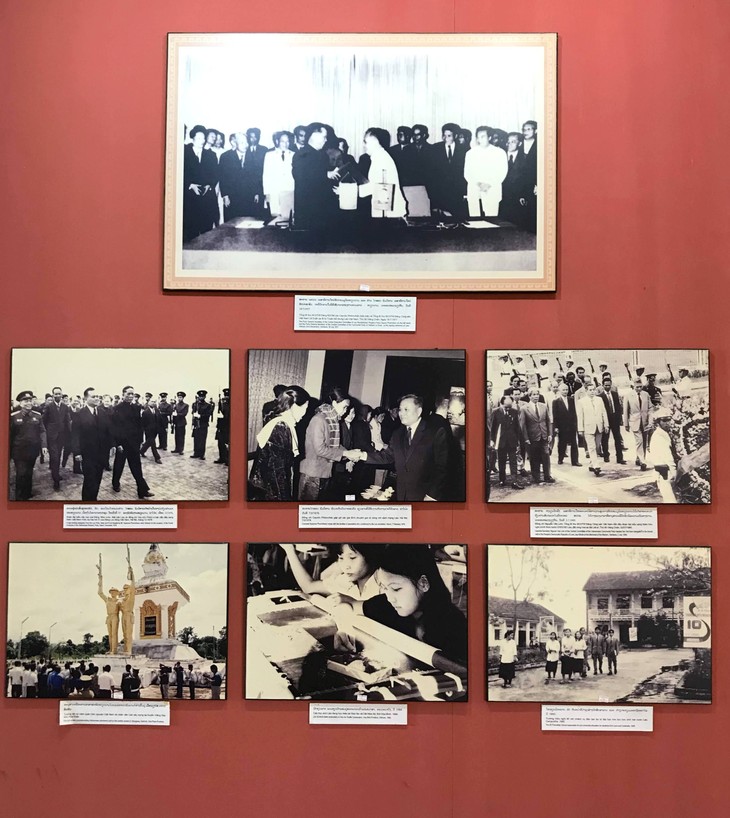 อนุสรณ์สถานประธานโฮจิมินห์ในแขวงคำม่วน ประเทศลาว ร่องรอยเกี่ยวกับความสามัคคีเวียดนาม – ลาว - ảnh 16