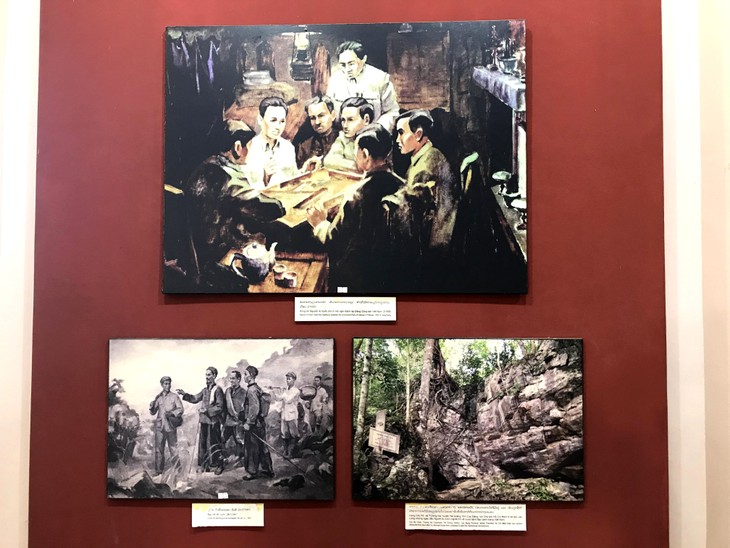 อนุสรณ์สถานประธานโฮจิมินห์ในแขวงคำม่วน ประเทศลาว ร่องรอยเกี่ยวกับความสามัคคีเวียดนาม – ลาว - ảnh 9