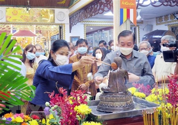 เทศกาลปีใหม่ประเพณีของไทย กัมพูชา ลาวและเมียนมาร์ - ảnh 1